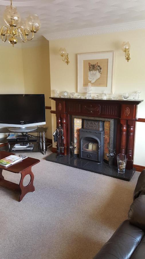 Riverwalk House B&B Oughterard Dış mekan fotoğraf